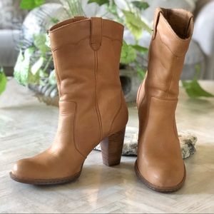 BORN Tan Leather Western Style Ankle Heeled Boots